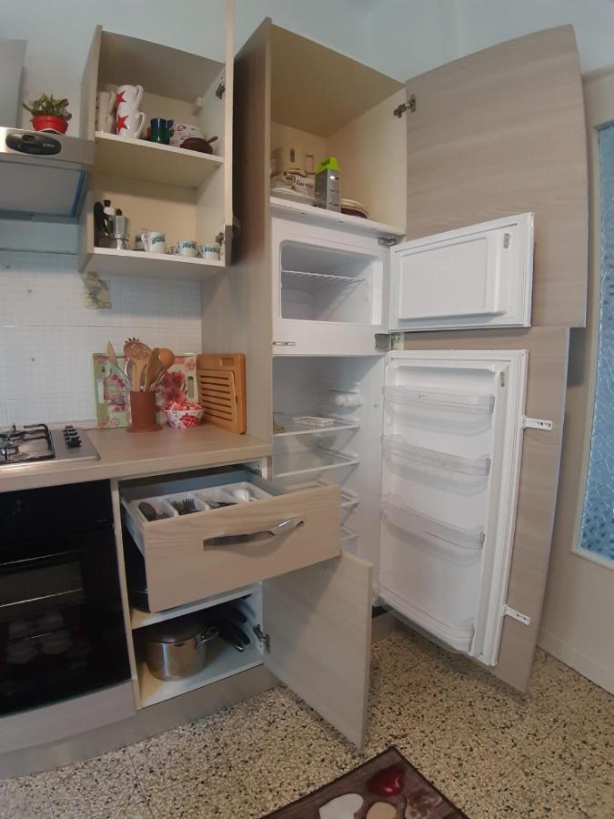 Appartamento Centrale Fino A 8 Posti Letto Pontremoli Exterior foto